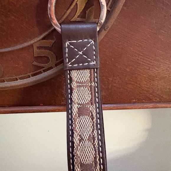 NWOT Coach Brown and Tan leather and canvas Key Holder - Picture 4 of 7